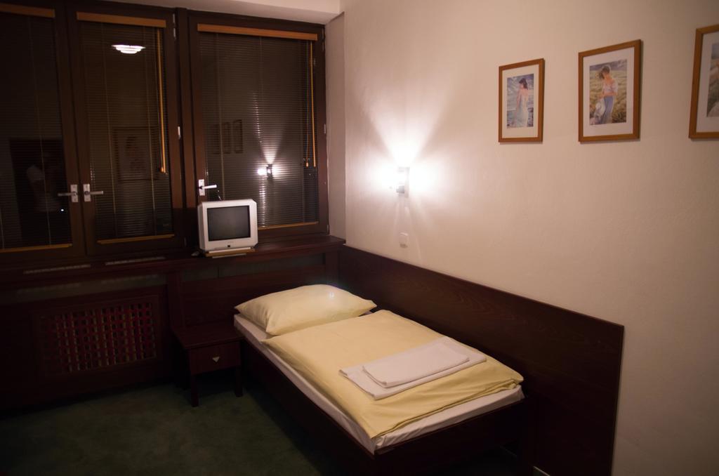 Hotel Bothe Považská Bystrica Buitenkant foto