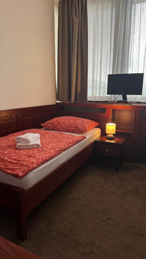 Hotel Bothe Považská Bystrica Buitenkant foto