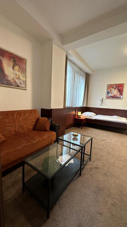 Hotel Bothe Považská Bystrica Buitenkant foto
